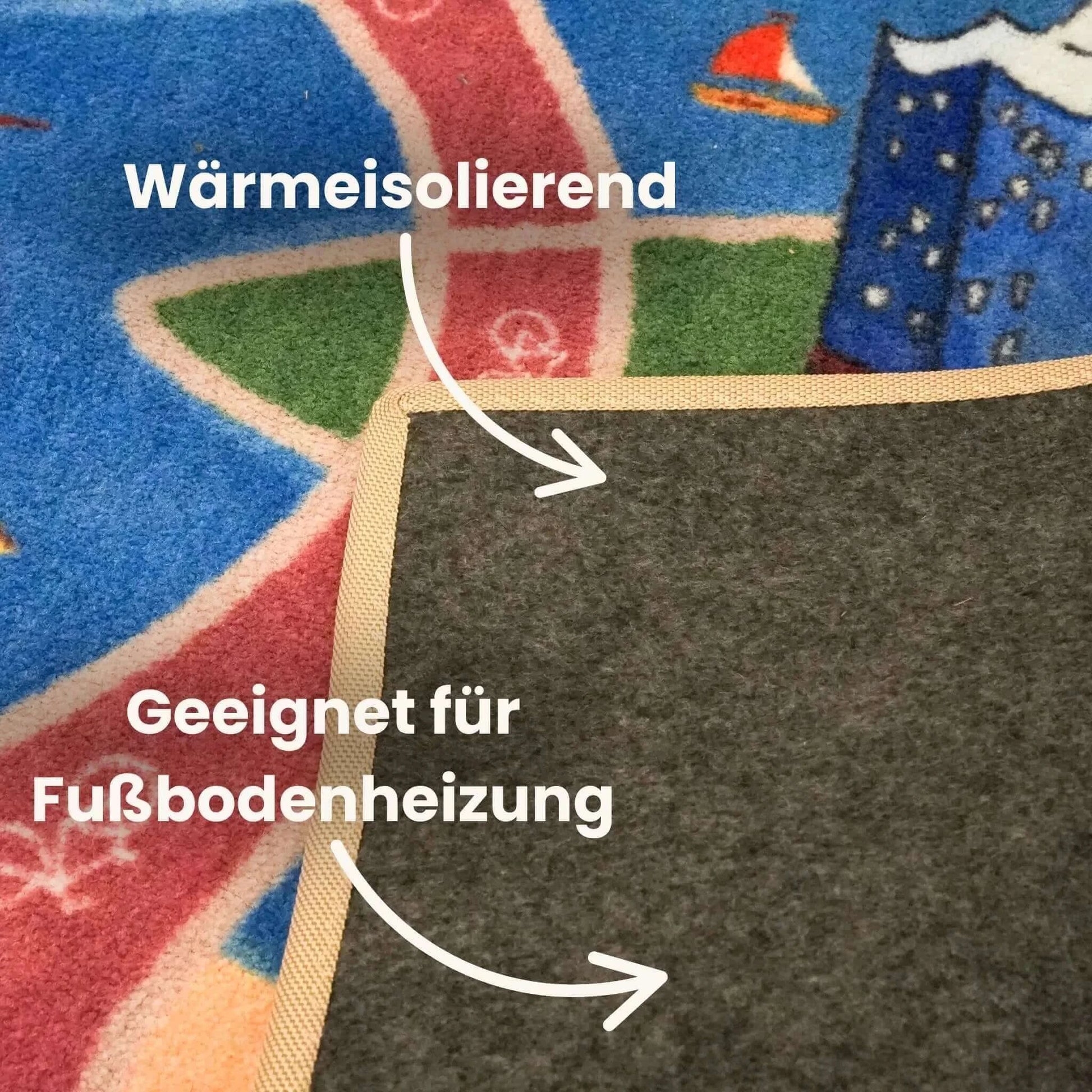 Detailaufnahme des Spielteppichs Hamburg mit wärmeisolierender Unterseite, geeignet für Fußbodenheizung.