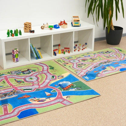 Hamburg-Spielteppich von Spielwende 175x115cm und 120x80cm liegen nebeneinander in einem Kinderzimmer